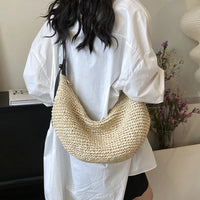 Straw_And_Leather_Crossbody_bag beach