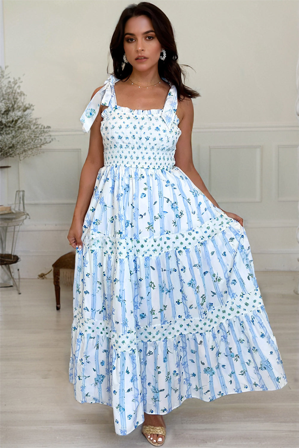 Airy bohemian dress natural fabric