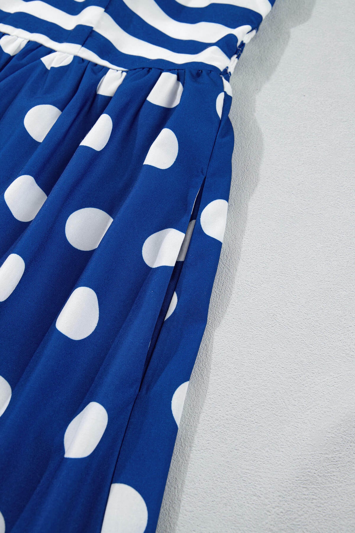Airy Dotted Maxi Summer Outfit