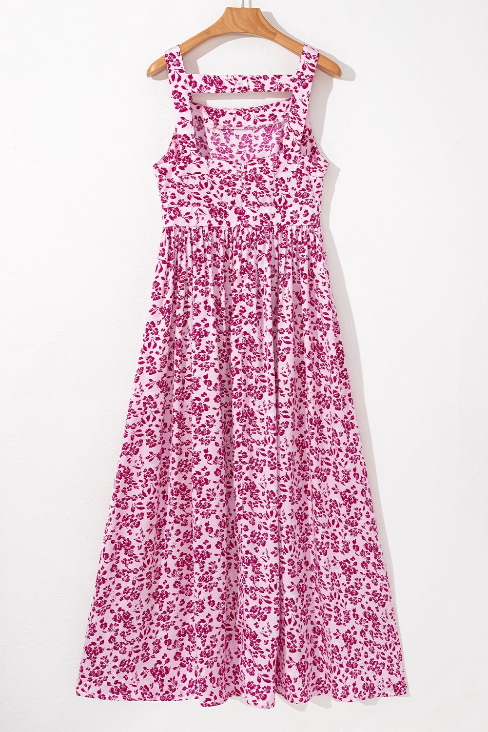 Bohemian floor-length dress elegant silhouette