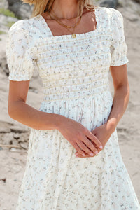 Bohemian frilly dress relaxed fit