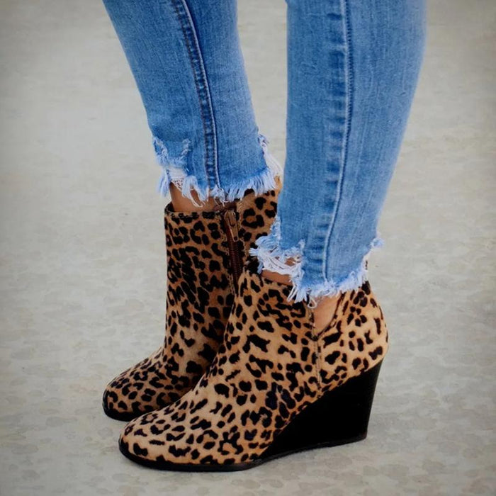 Bohemian leather ankle boots brown