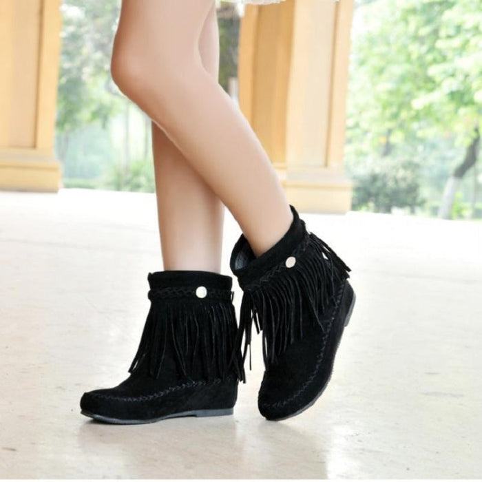 Bohemian tassel boots casual outfit