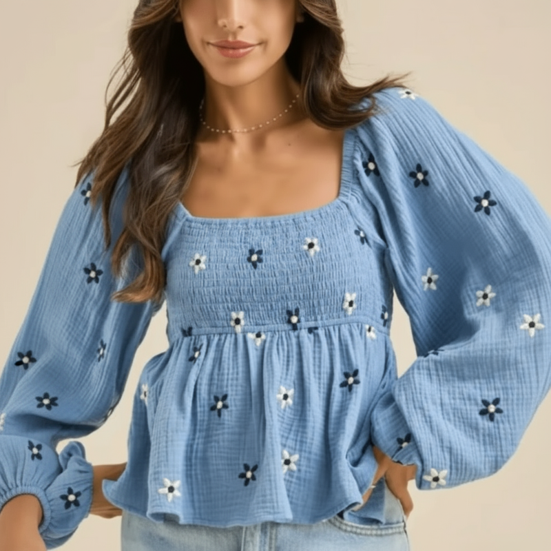 Flowy boho top embroidered details