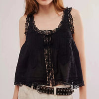Lace sleeveless top boho style
