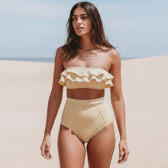 Women's bandeau bikini crochet detail